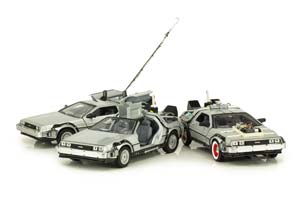 DELOREAN DMC-12 BACK TO THE FUTURE PART 1-3 1985-90 / ДЕЛОРЕАН ДМС-12 НАБОР ИЗ 3-Х МАШИН (ИЗ КИНОФИЛЬМА НАЗАД В БУДУЩЕЕ) — фото 19
