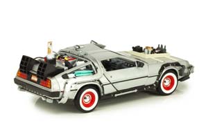 DELOREAN DMC-12 BACK TO THE FUTURE PART 1-3 1985-90 / ДЕЛОРЕАН ДМС-12 НАБОР ИЗ 3-Х МАШИН (ИЗ КИНОФИЛЬМА НАЗАД В БУДУЩЕЕ) — фото 20