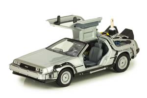 DELOREAN DMC-12 BACK TO THE FUTURE PART 1-3 1985-90 / ДЕЛОРЕАН ДМС-12 НАБОР ИЗ 3-Х МАШИН (ИЗ КИНОФИЛЬМА НАЗАД В БУДУЩЕЕ) — фото 4