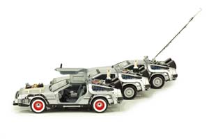 DELOREAN DMC-12 BACK TO THE FUTURE PART 1-3 1985-90 / ДЕЛОРЕАН ДМС-12 НАБОР ИЗ 3-Х МАШИН (ИЗ КИНОФИЛЬМА НАЗАД В БУДУЩЕЕ) — фото 2
