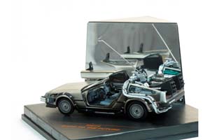 DELOREAN DMC 12 "BACK TO THE FUTURE" PART I, SILVER — фото 3