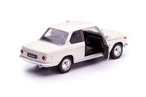 BMW 2002 TI БЕЖЕВЫЙ — фото 4