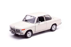 BMW 2002 TI БЕЖЕВЫЙ