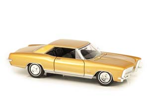 BUICK RIVIERA GRAN SPORT 1965 ЗОЛОТИСТЫЙ — фото 9