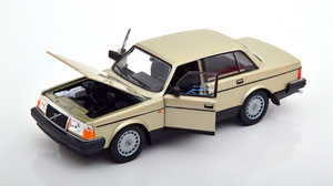 VOLVO 240 GL SALOON LIGHTGOLD — фото 3