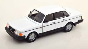 VOLVO 240 GL SALOON WHITE