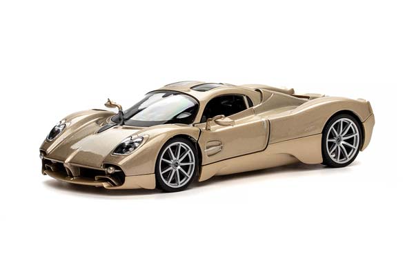 PAGANI UTOPIA 2025 GOLDEN / ПАГАНИ УТОПИА ГОЛДЕН ЗОЛОТОЙ