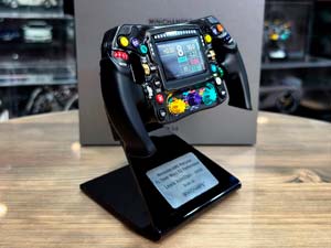 STEERING WHEEL MERCEDES AMG PETRONAS F1 TEAM W11 EQ PERFOMANCE LEWIS HAMILTON 2020 WORLD CHAMPION / РУЛЬ МЕРСЕДЕС-AMG PETRONAS ФОРМУЛА-1 КОМАНДА W11 EQ PERFORMANCE ЛЬЮИС ХЭМИЛТОН ЧЕМПИОН МИРА — фото 8