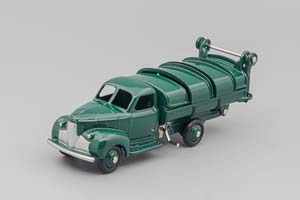 STUDEBAKER BENNE A ORDURES, GREEN