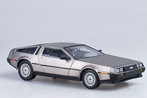 DELOREAN DMC COUPE 1981 STEEL SILVER — фото 3