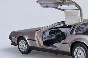 DELOREAN DMC COUPE 1981 STEEL SILVER — фото 17