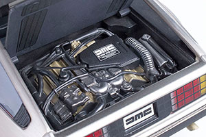 DELOREAN DMC COUPE 1981 STEEL SILVER — фото 11