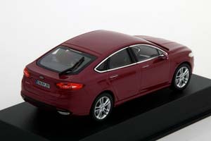 FORD MONDEO 2014 RED METALLIC — фото 2