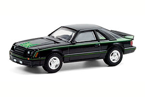 FORD MUSTANG COBRA 1980 BLACK/GREEN COBRA HOOD GRAPHICS (ДЛИНА МОДЕЛИ 6-10 СМ)
