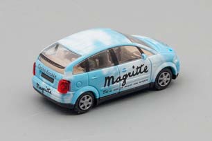 AUDI A2 "MAGRITTE", PASTEL BLUE / WHITE (ДЛИНА МОДЕЛИ 3-5 СМ) — фото 2