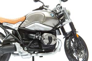 BMW R NINE T SCRAMBLER / МОТОЦИКЛ БМВ Р-НАЙН СРЭМБЛЕР (ДЛИНА 18 СМ) — фото 9