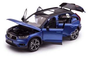 VOLVO XC40 2018 BURSTING BLUE (СИНИЙ МЕТАЛЛИК) — фото 3