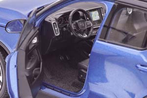 VOLVO XC40 2018 BURSTING BLUE (СИНИЙ МЕТАЛЛИК) — фото 12
