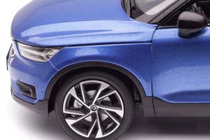 VOLVO XC40 2018 BURSTING BLUE (СИНИЙ МЕТАЛЛИК) — фото 10
