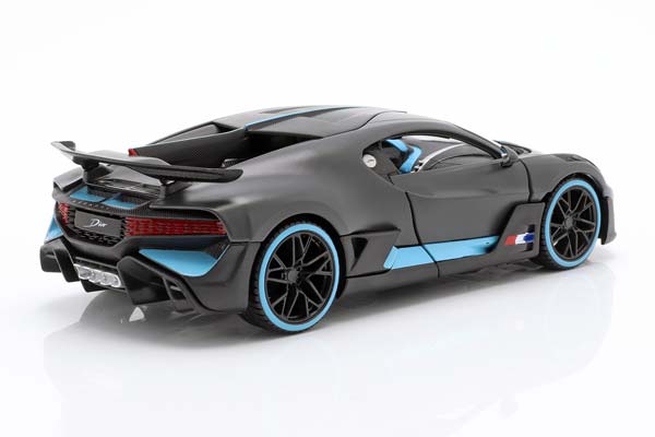 BUGATTI DIVO 2018 RED METALLIC/CARBON / БУГАТТИ ДИВО