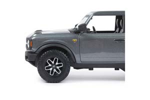 FORD BRONCO 2 DOORS VERSION 2021 GREY / ФОРД БРОНКО СЕРЫЙ	МАШИНКА MAISTO31530 1:24 SP (B) -- 2021 FORD BRONCO (2 DOORS VERSION) MET. — фото 6