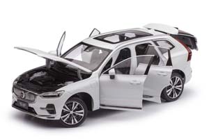 VOLVO XC60 RECHARGE 2017 БЕЛЫЙ — фото 3