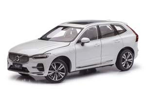 VOLVO XC60 RECHARGE 2017 БЕЛЫЙ — фото 14