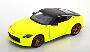 NISSAN Z 2023 LIGHTYELLOW BLACK