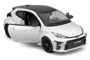 TOYOTA GR YARIS 2021 WHITE / ТОЙОТА ЯРИС БЕЛЫЙ — фото 4