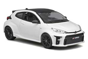 TOYOTA GR YARIS 2021 WHITE / ТОЙОТА ЯРИС БЕЛЫЙ — фото 2