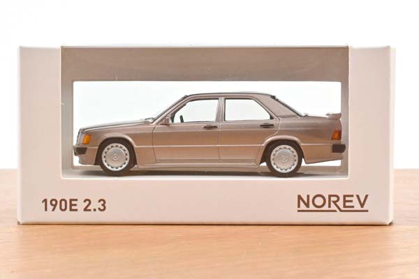 MERCEDES-BENZ 190E 2.3-16V (W201) 1984 BEIGE METALLIC / МЕРСЕДЕС-БЕНЦ 190E 2 3-16V W201 БЕЖЕВЫЙ МЕТАЛЛИК — фото 3