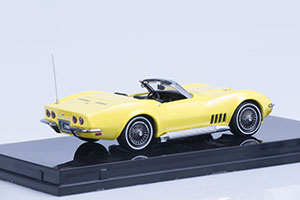 CHEVROLET CORVETTE OPEN CONVERTIBLE 1968 SAFARI YELLOW — фото 3