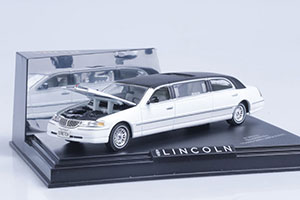 LINCOLN LIMOUSINE 2000 WHITE/BLACK ROOF — фото 5