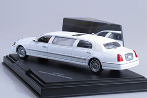 LINCOLN LIMOUSINE 2000 WHITE — фото 5