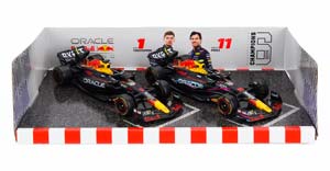 RED BULL SET F1 2X RB19 TEAM ORACLE RED BULL RACING №1 WORLD CHAMPION SEASON GP 2023 MAX VERSTAPPEN + №11 SEASON 2023 SERGIO PEREZ, MATT BLUE YELLOW RED