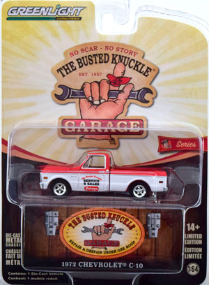 CHEVROLET C-10 THE BUSTED KNUCKLE GARAGE 1972 ORANGE WHITE (ДЛИНА МОДЕЛИ 6-10 СМ)