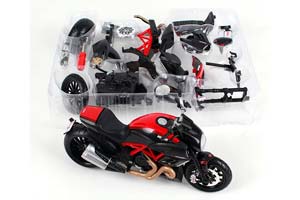 DUCATI DIAVEL CARBON KIT YEAR 2011 BLACK / ДУКАТИ ДИАВЕЛ КАРБОН КИТ — фото 12