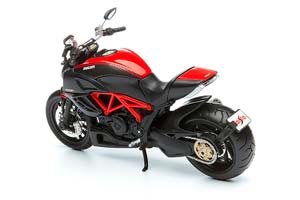 DUCATI DIAVEL CARBON KIT YEAR 2011 BLACK / ДУКАТИ ДИАВЕЛ КАРБОН КИТ — фото 2