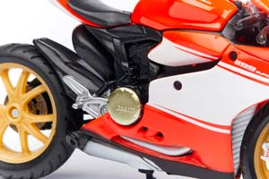 DUCATI 1199 SUPERLEGGERA / ДУКАТИ СУПЕРЛЕГГЕРА — фото 8