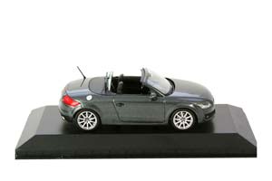 AUDI TT ROADSTER 2006 GREY METALLIC — фото 7