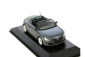 AUDI TT ROADSTER 2006 GREY METALLIC — фото 10