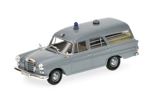 MERCEDES-190 W110 KTW DEUTSCHES ROTES KREUZ AMBULANCE
