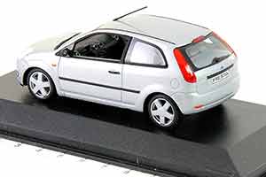 FORD FIESTA 3 ДВЕРИ 2001 СЕРЕБРИСТЫЙ — фото 4
