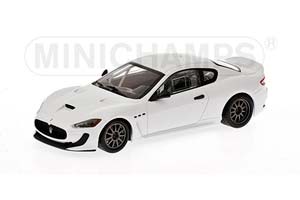 MASERATI GRANTURISMO MC GT4 COUPE 2010 БЕЛЫЙ