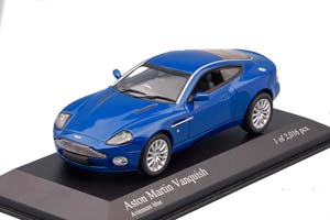 ASTON MARTIN VANQUISH 2002 BLUE