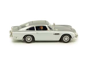 ASTON MARTIN DB5 JAMES BOND GOLDFINGER С ФИГУРКОЙ И ОБОРУДОВАНИЕМ 007 — фото 13