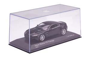 ASTON MARTIN V8 VANTAGE ЧЕРНЫЙ — фото 10