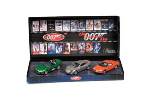 SONSTIGES JAMES BOND DIE ANOTHER DAY SET WITH 3 MODELCARS 2002