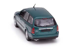 FORD FOCUS TURNIER 2002 GREEN — фото 9