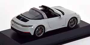 PORSCHE 911 (992) TARGA 4 GTS 2021 LIGHTGREY — фото 2